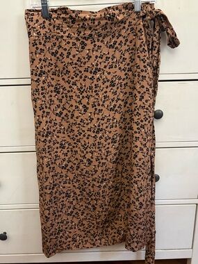 J. Crew Point Sur Floral Tie-Waist Midi Skirt in Brown and Black